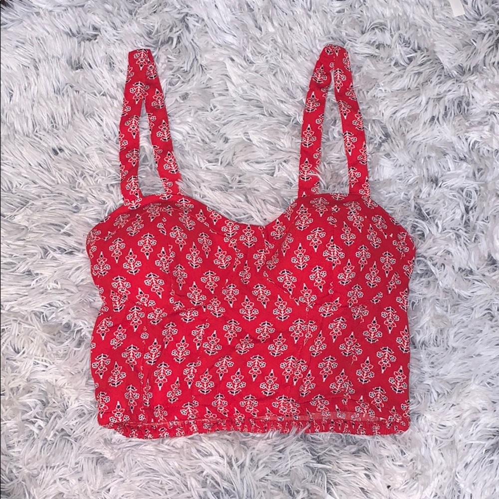 Crop top